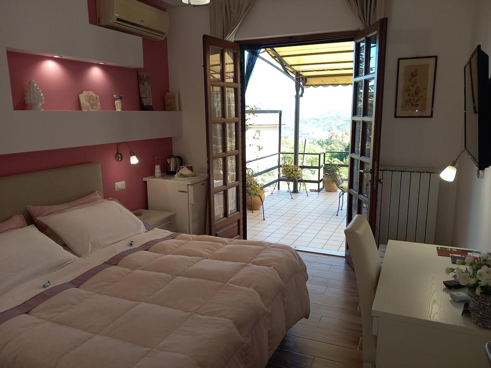 B&B Villa Letizia Castelbuono  Exterior photo