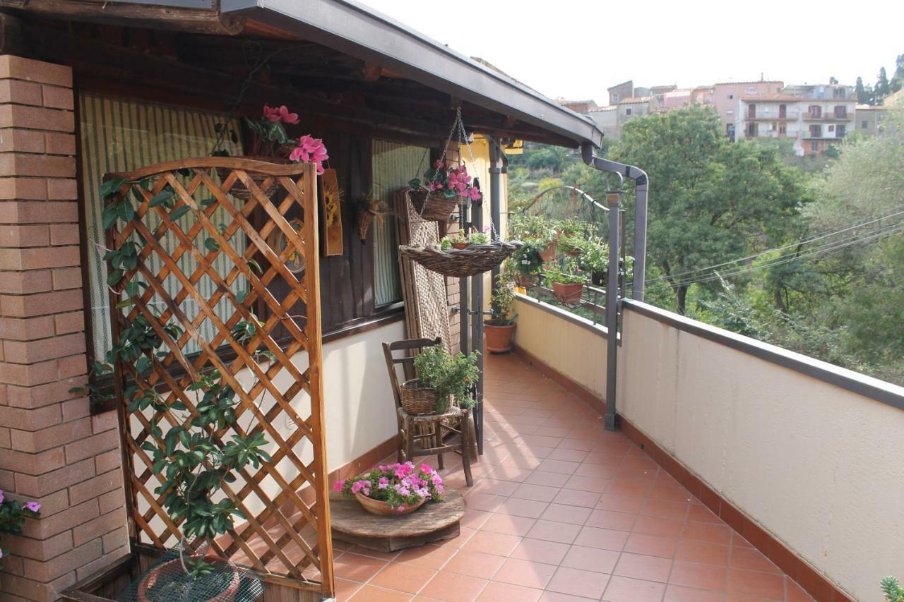 B&B Villa Letizia Castelbuono  Exterior photo
